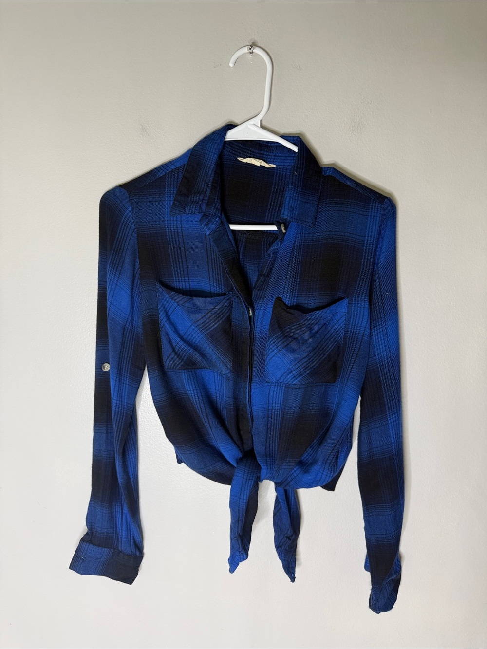 Sim & Sam Women’s Blue Plaid Tie-Front Shirt Size XS